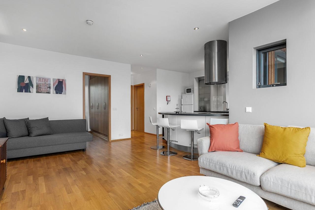 Sunny Apartment - By The Sea In City Center Рейкявик Екстериор снимка